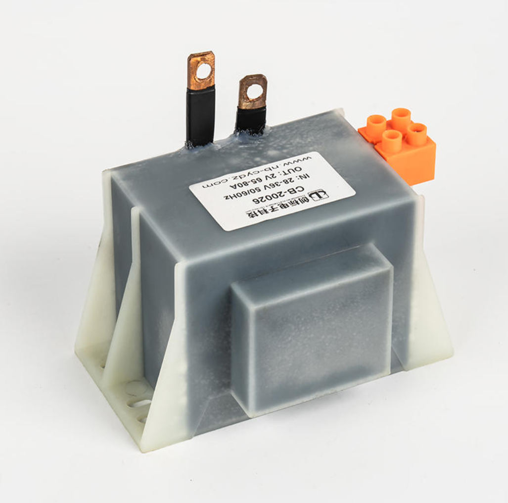 Каковы меры безопасности для сильноточного трансформатора?